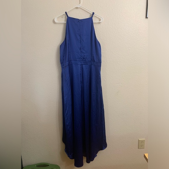 NWT Pretty Garden Satin Like High Low  Dress With Pockets - Size Large - Picture 3 of 10